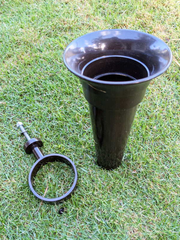 Niche Wall Metal Vase Set